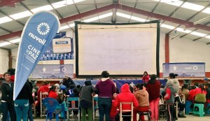 Nuvoil, Cinépolis y UV llevan cine a comunidades rurales veracruzanas a favor de una cultura de paz